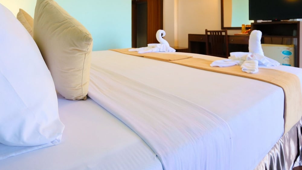 Wiangwalee Hotel — Hotel rooms in Rayong, Rayong