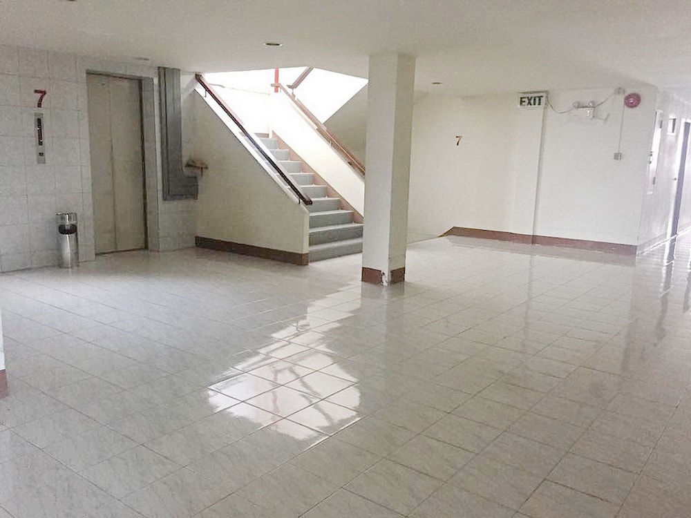 Wiangwalee Hotel — Hotel building in Rayong, Rayong