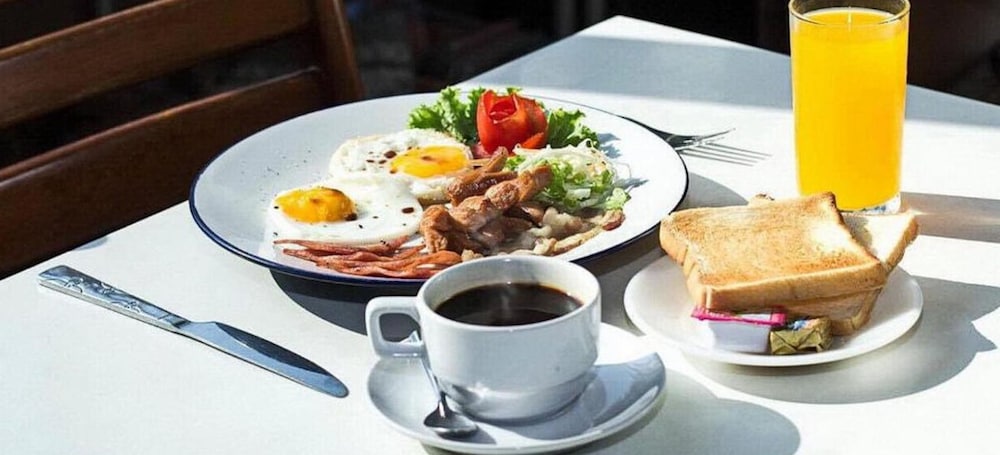 Wiangwalee Hotel — Restaurant & bars in Rayong, Rayong