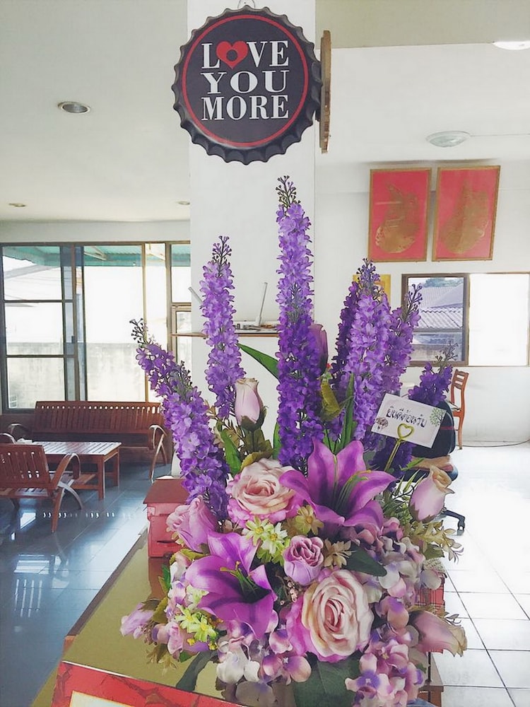 Wiangwalee Hotel — Hotel building in Rayong, Rayong