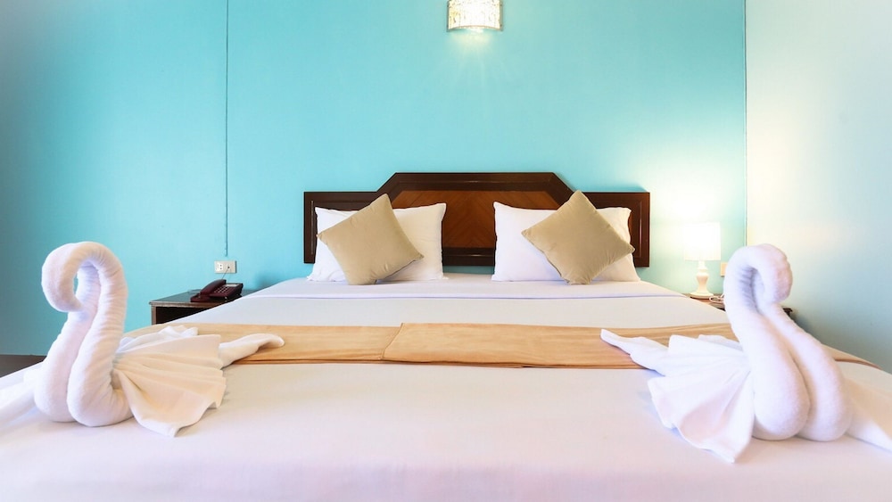 Wiangwalee Hotel — Hotel rooms in Rayong, Rayong