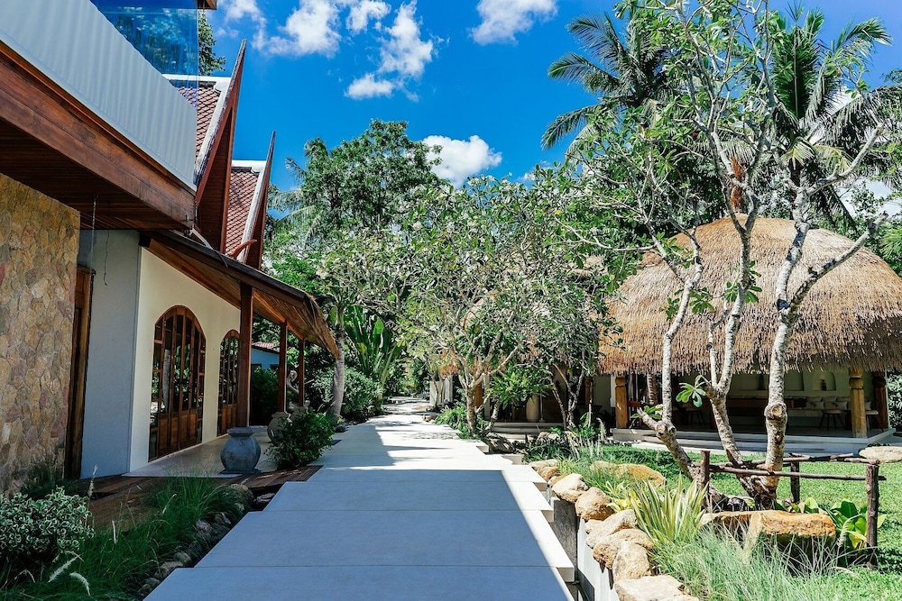 Zazen Boutique Resort & Spa — Hotel building in Mae Nam, Surat Thani
