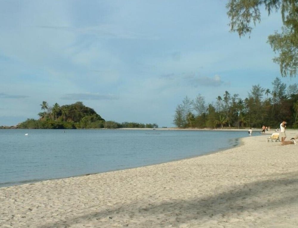 Zazen Boutique Resort & Spa — Beach in Mae Nam, Surat Thani