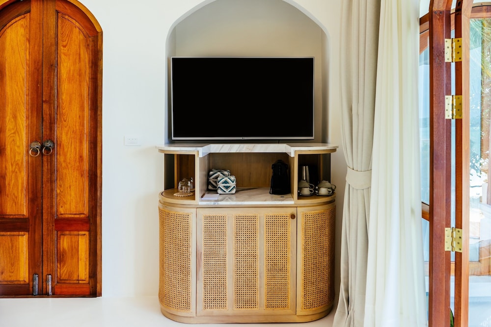 Zazen Boutique Resort & Spa — Hotel rooms in Mae Nam, Surat Thani
