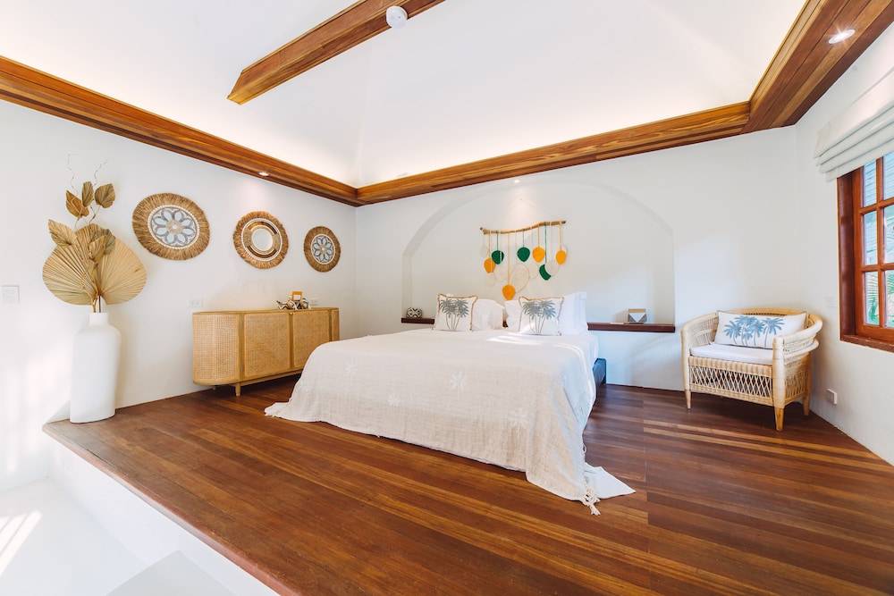 Zazen Boutique Resort & Spa — Hotel rooms in Mae Nam, Surat Thani