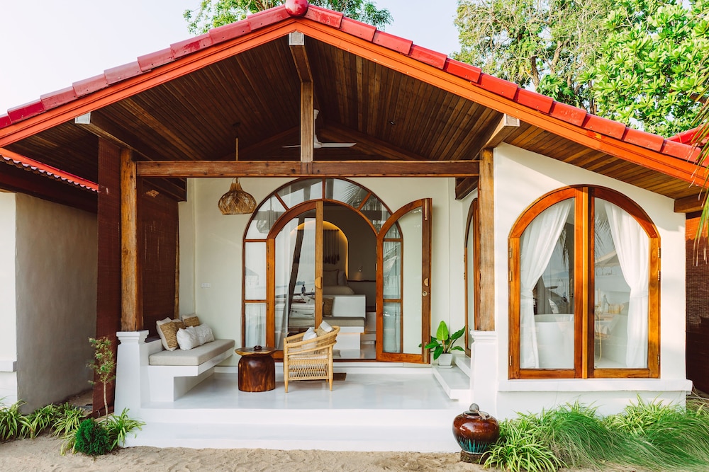 Zazen Boutique Resort & Spa — Hotel building in Mae Nam, Surat Thani