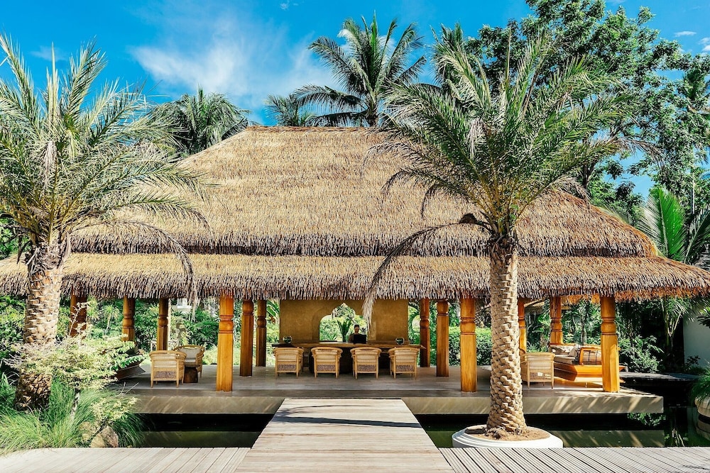 Zazen Boutique Resort & Spa — Restaurant & bars in Mae Nam, Surat Thani
