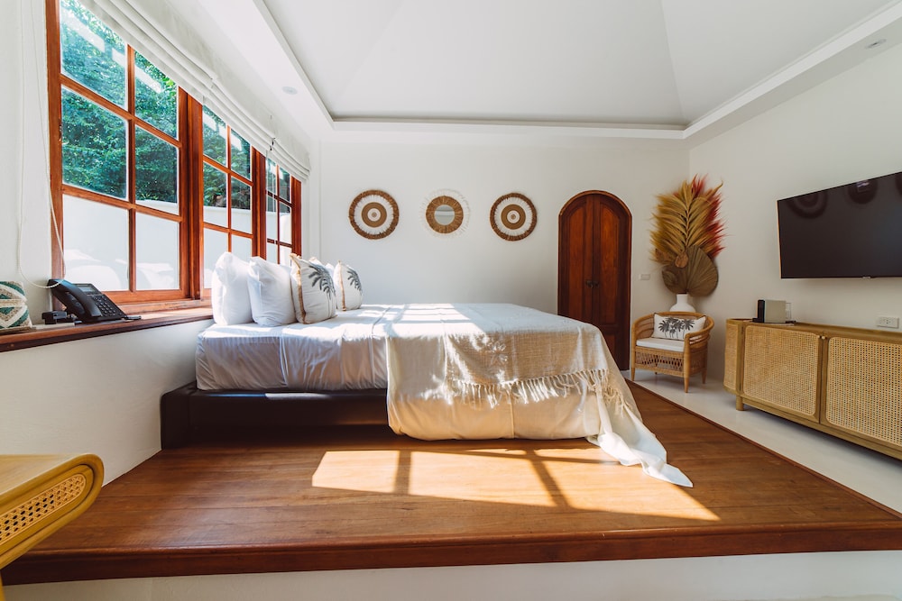 Zazen Boutique Resort & Spa — Hotel rooms in Mae Nam, Surat Thani