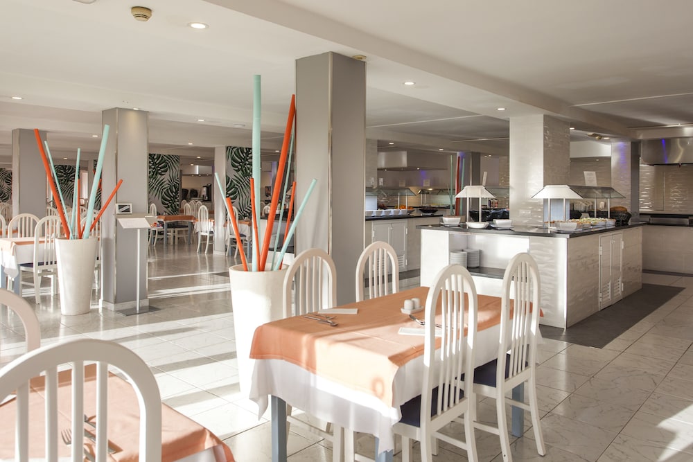Palm Garden Apartments — Restaurant in Esquinzo, Canary Islands