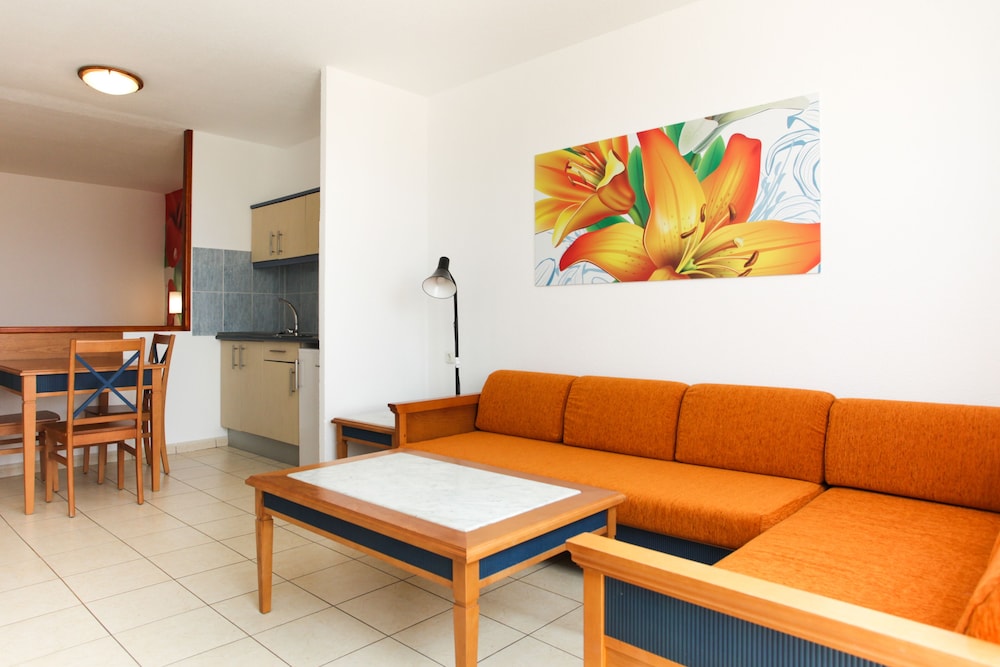 Palm Garden Apartments — Rooms in Esquinzo, Canary Islands