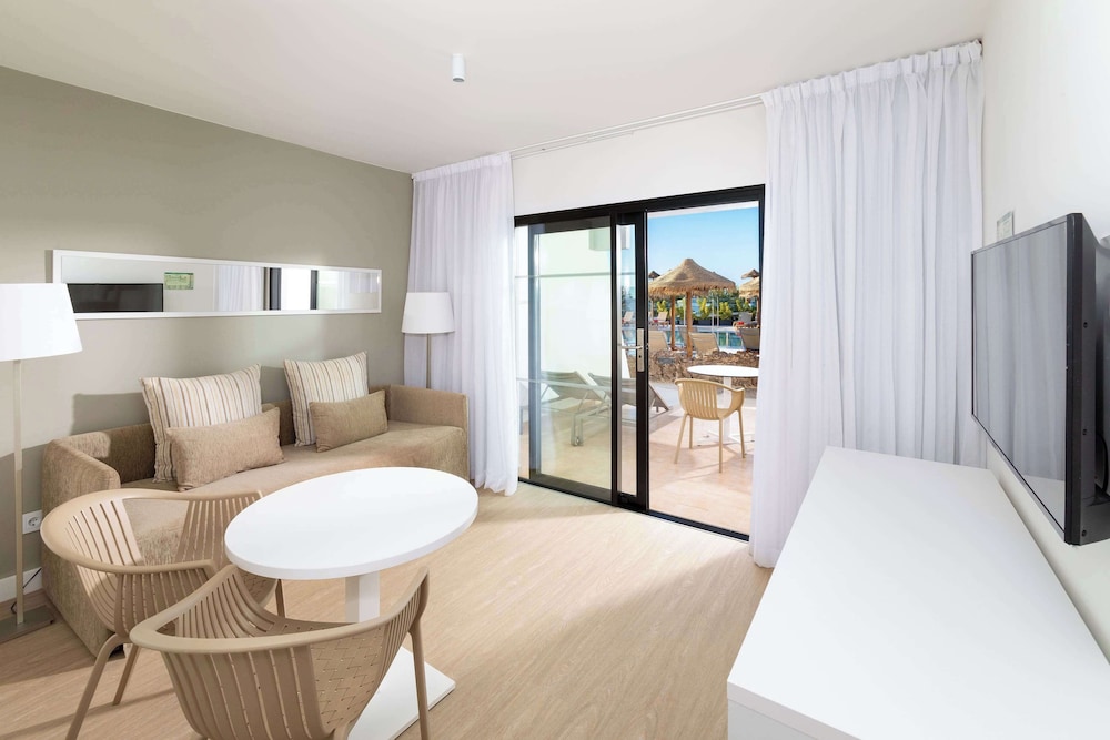 Sol Fuerteventura Jandia - All Suites — Hotel rooms in Esquinzo, Canary Islands
