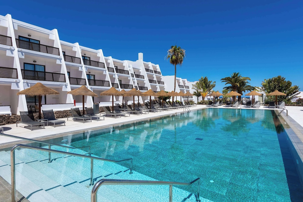 Sol Fuerteventura Jandia - All Suites — Swimming pool in Esquinzo, Canary Islands