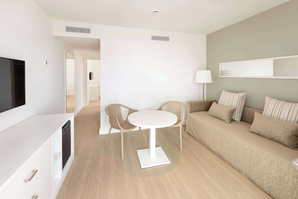 Sol Fuerteventura Jandia - All Suites — Hotel rooms in Esquinzo, Canary Islands