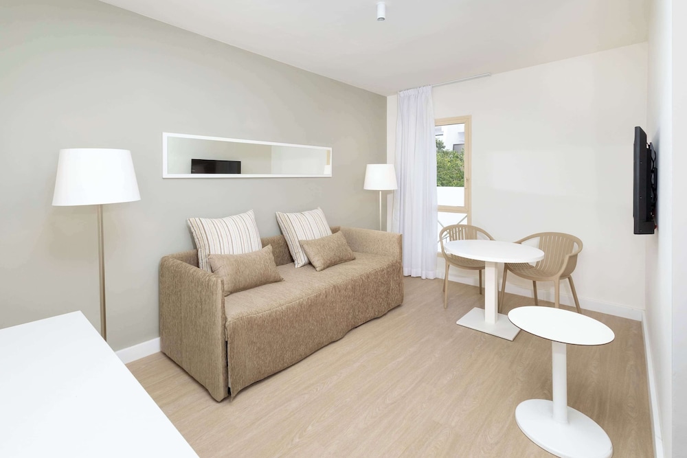 Sol Fuerteventura Jandia - All Suites — Hotel rooms in Esquinzo, Canary Islands