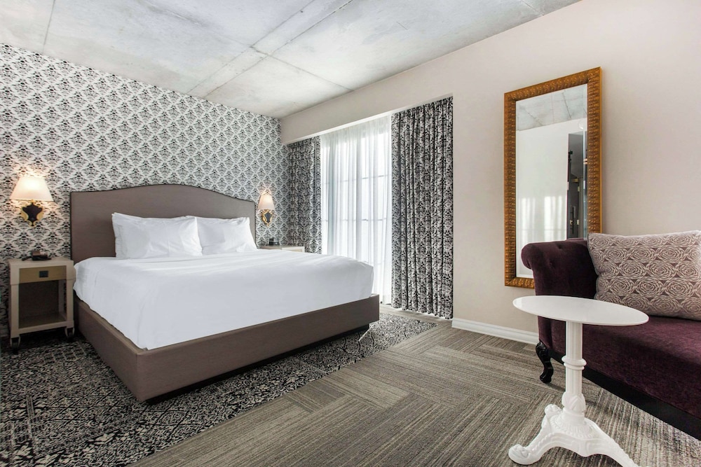 Cambria Hotel New Orleans Downtown Warehouse District — Hotel rooms in New Orleans, Louisiana