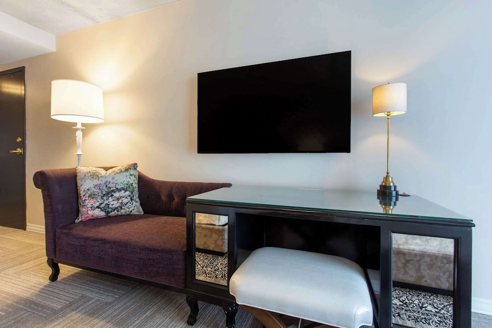 Cambria Hotel New Orleans Downtown Warehouse District — Hotel rooms in New Orleans, Louisiana