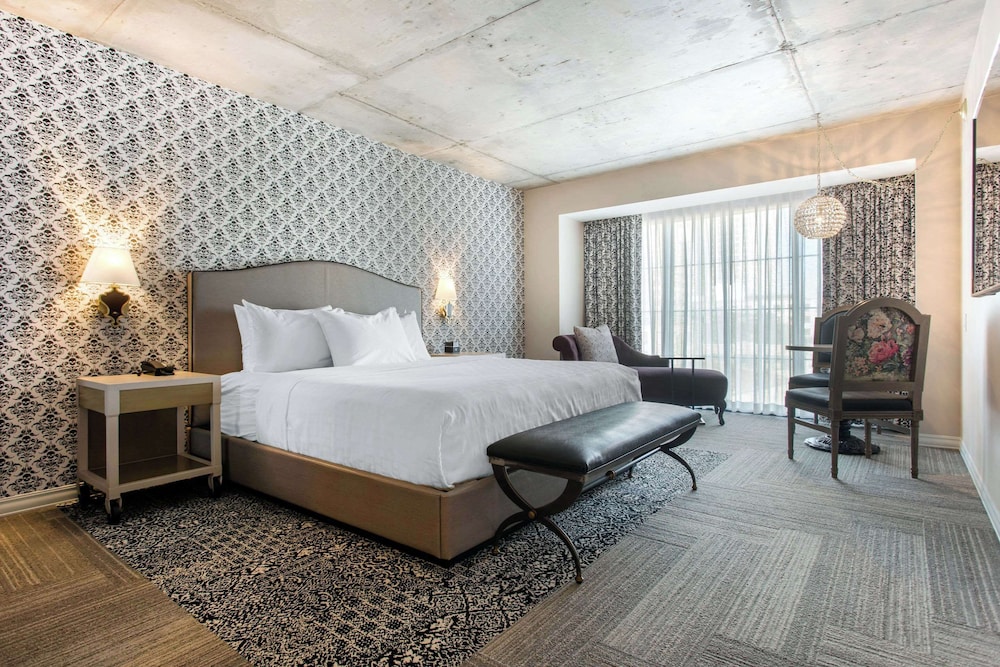 Cambria Hotel New Orleans Downtown Warehouse District — Hotel rooms in New Orleans, Louisiana