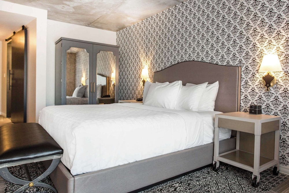 Cambria Hotel New Orleans Downtown Warehouse District — Hotel rooms in New Orleans, Louisiana