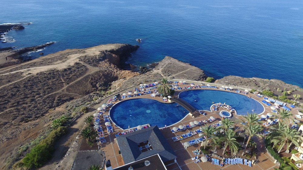 Bahia Principe Explore Costa Adeje - Hyatt Inclusive Collection - Totally Refurbished in 2026 — Swimming pool in Playa Paraiso, Canary Islands