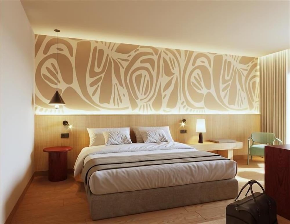 Bahia Principe Explore Costa Adeje - Hyatt Inclusive Collection - Totally Refurbished in 2026 — Hotel rooms in Playa Paraiso, Canary Islands