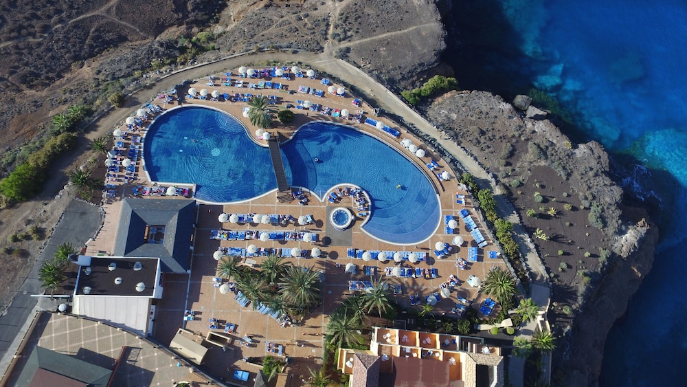 Bahia Principe Explore Costa Adeje - Hyatt Inclusive Collection - Totally Refurbished in 2026 — Swimming pool in Playa Paraiso, Canary Islands
