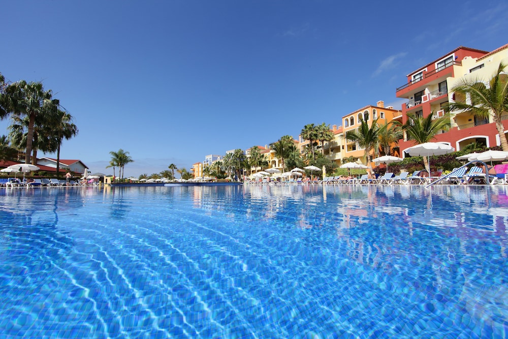 Bahia Principe Explore Costa Adeje - Hyatt Inclusive Collection - Totally Refurbished in 2026 — Swimming pool in Playa Paraiso, Canary Islands