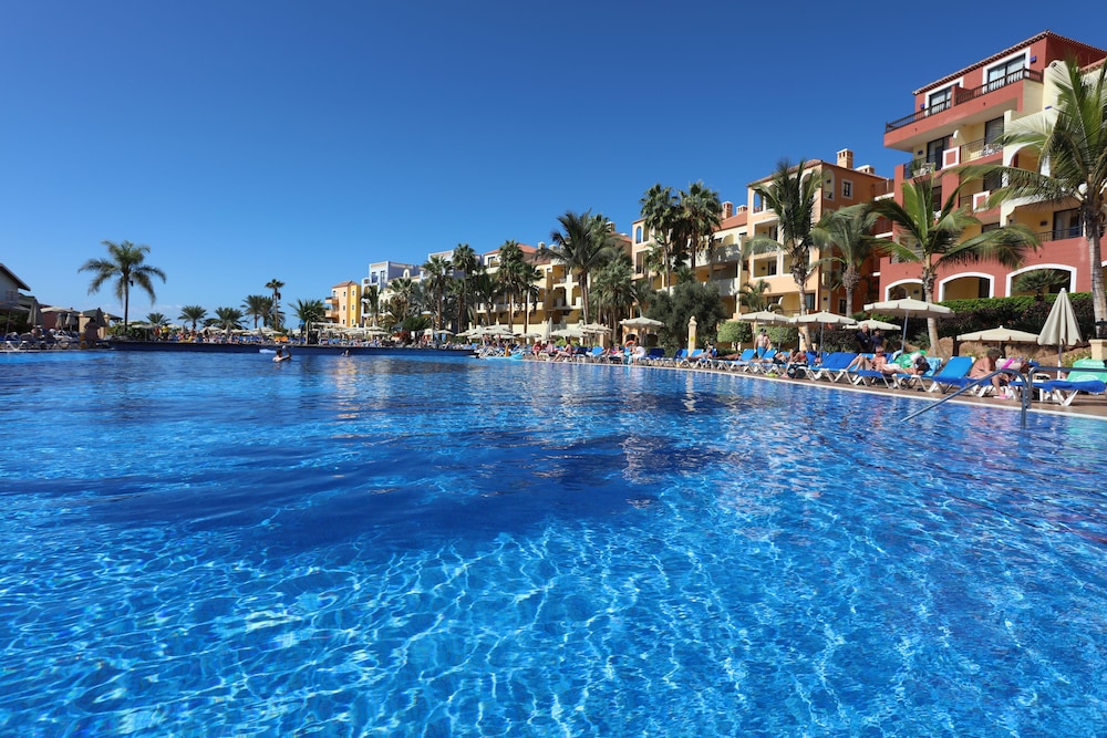 Bahia Principe Explore Costa Adeje - Hyatt Inclusive Collection - Totally Refurbished in 2026 — Swimming pool in Playa Paraiso, Canary Islands