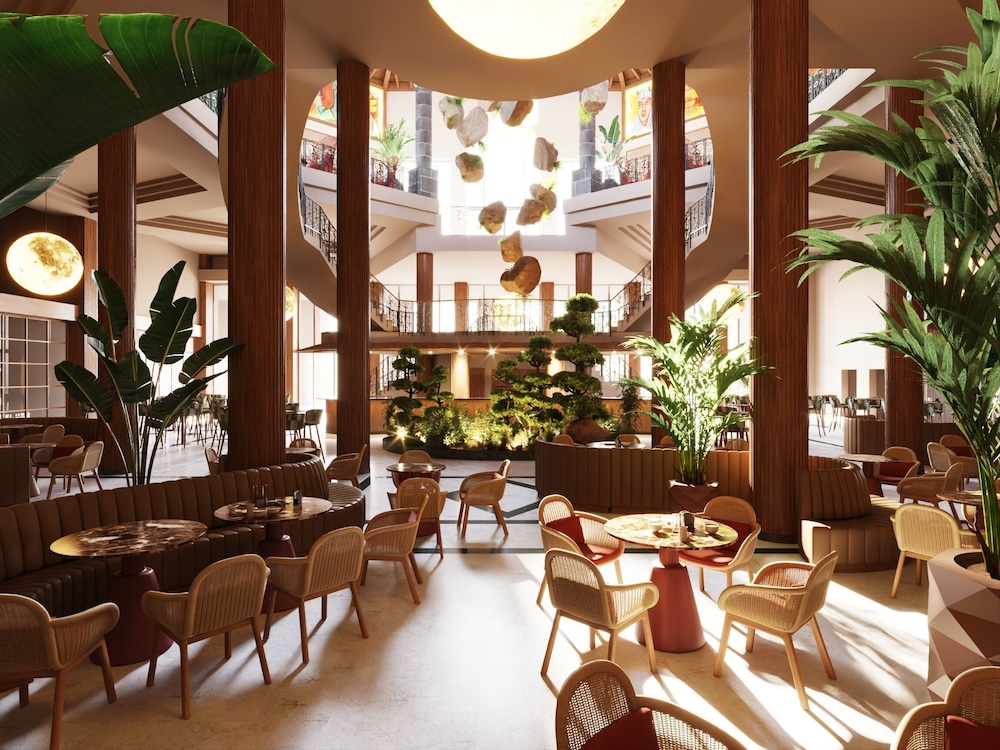 Bahia Principe Explore Costa Adeje - Hyatt Inclusive Collection - Totally Refurbished in 2026 — Restaurant & bars in Playa Paraiso, Canary Islands