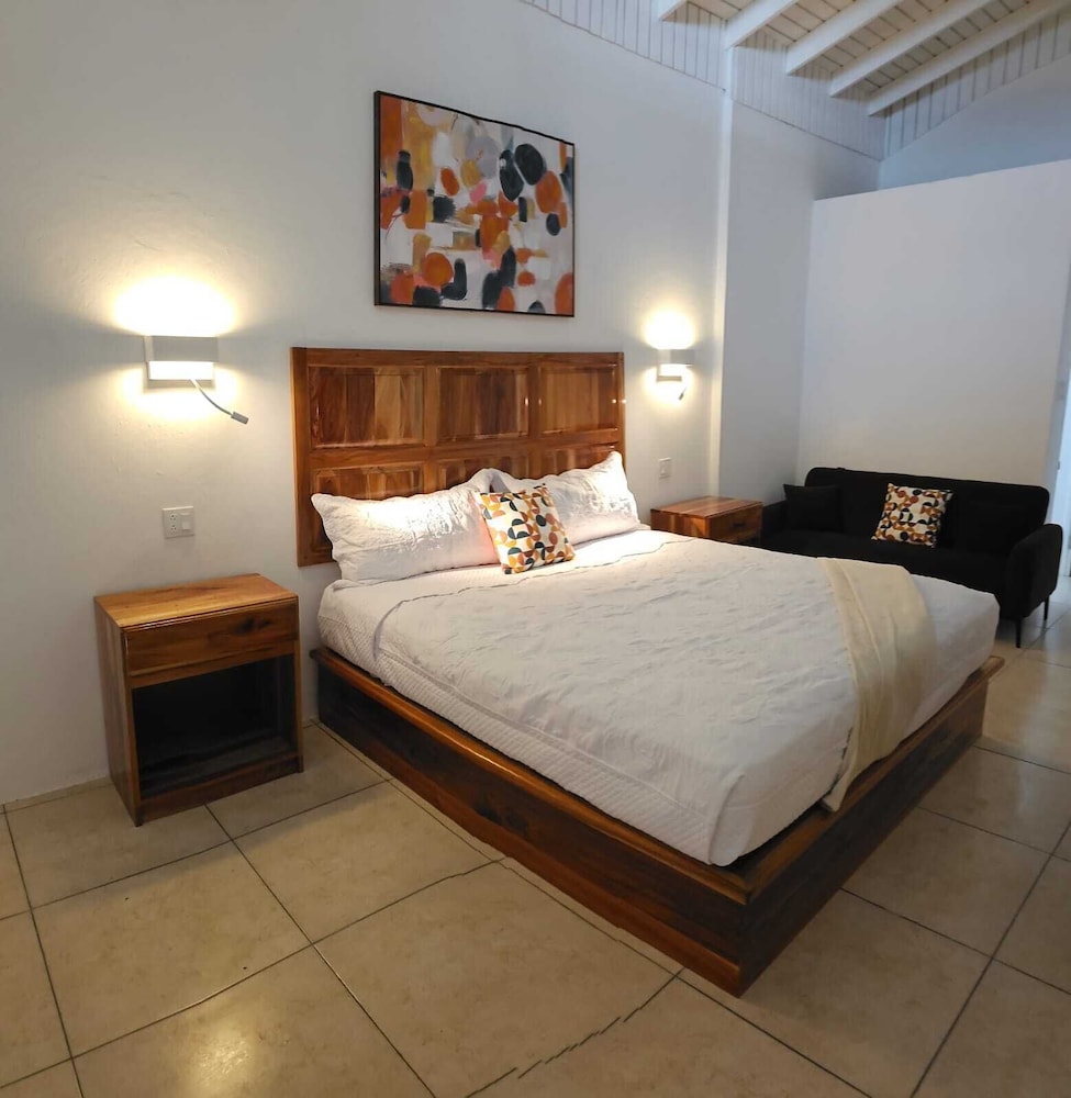 Merrils Beach Resort II — Hotel rooms in Negril