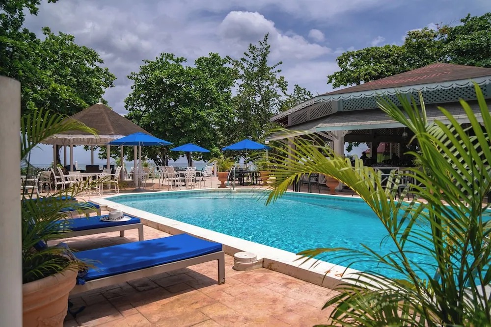 Merrils Beach Resort II