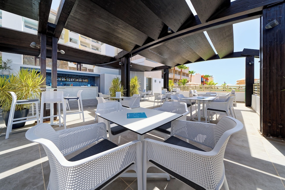 Servatur Alameda de Jandía — Restaurant in Esquinzo, Canary Islands
