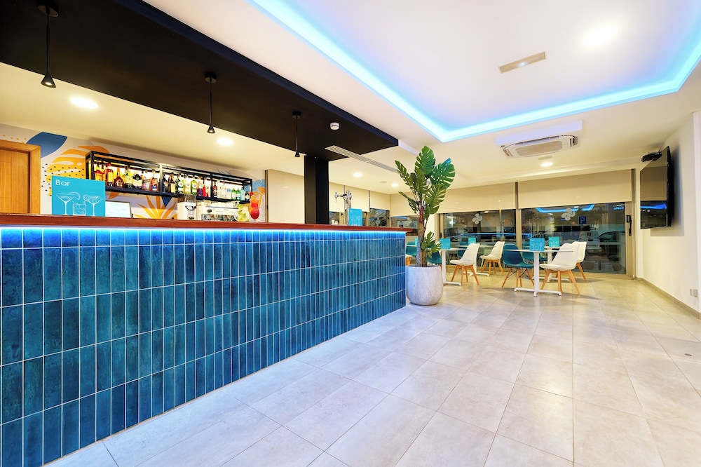 Servatur Alameda de Jandía — Restaurant in Esquinzo, Canary Islands