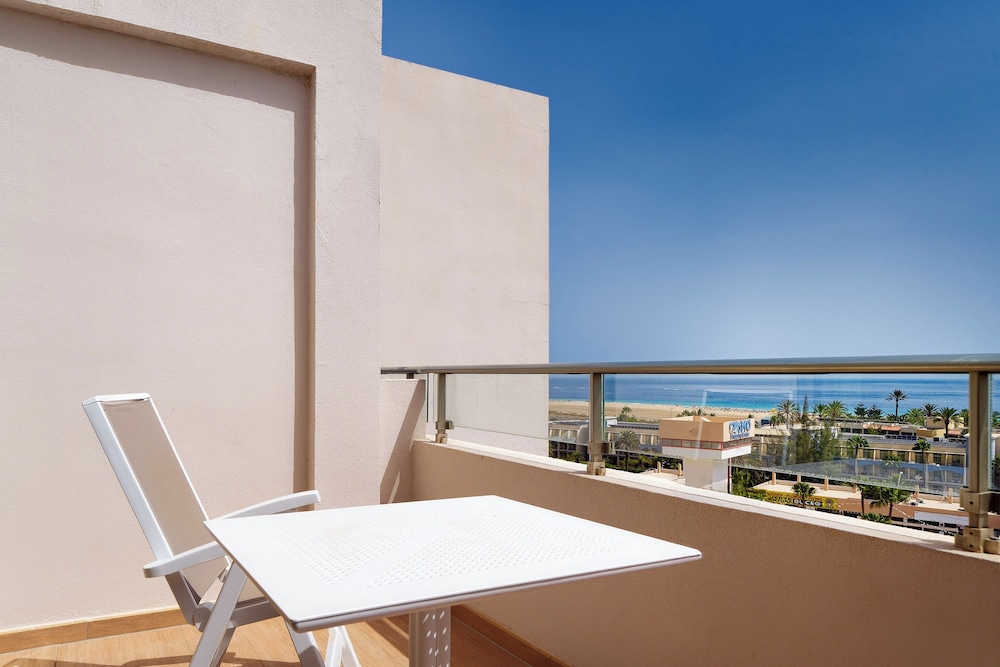 Servatur Alameda de Jandía — Rooms in Esquinzo, Canary Islands
