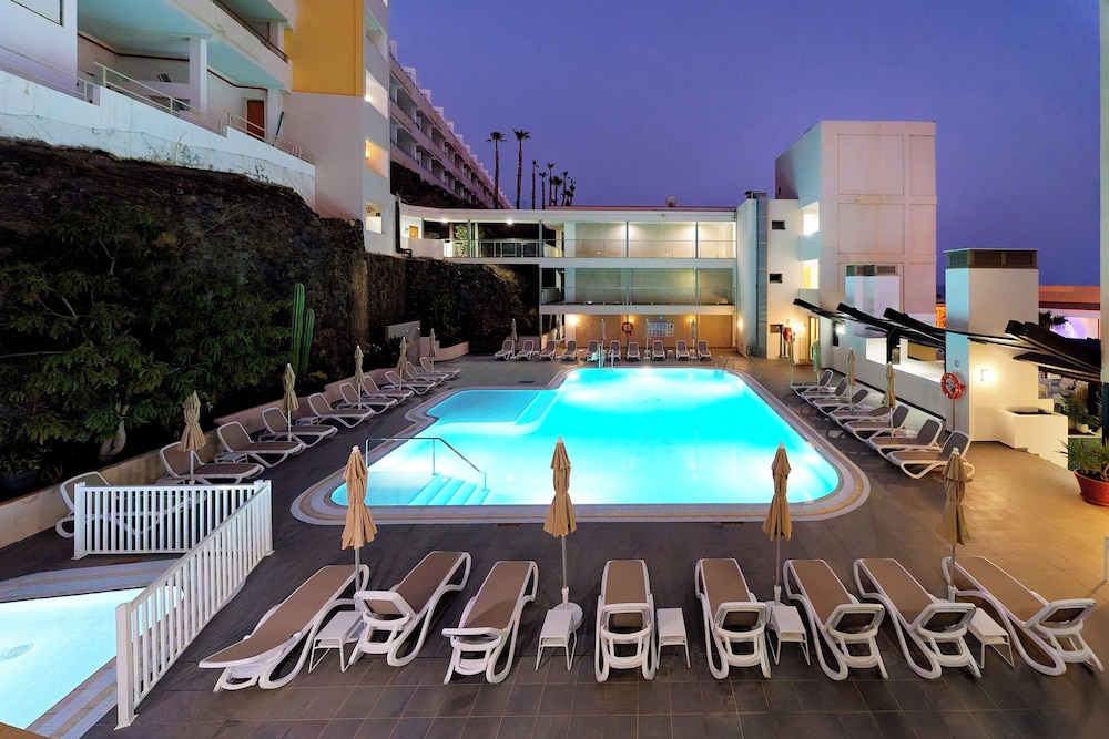 Servatur Alameda de Jandía — Pool in Esquinzo, Canary Islands