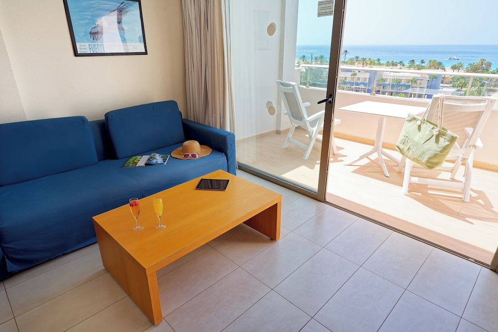 Servatur Alameda de Jandía — Rooms in Esquinzo, Canary Islands