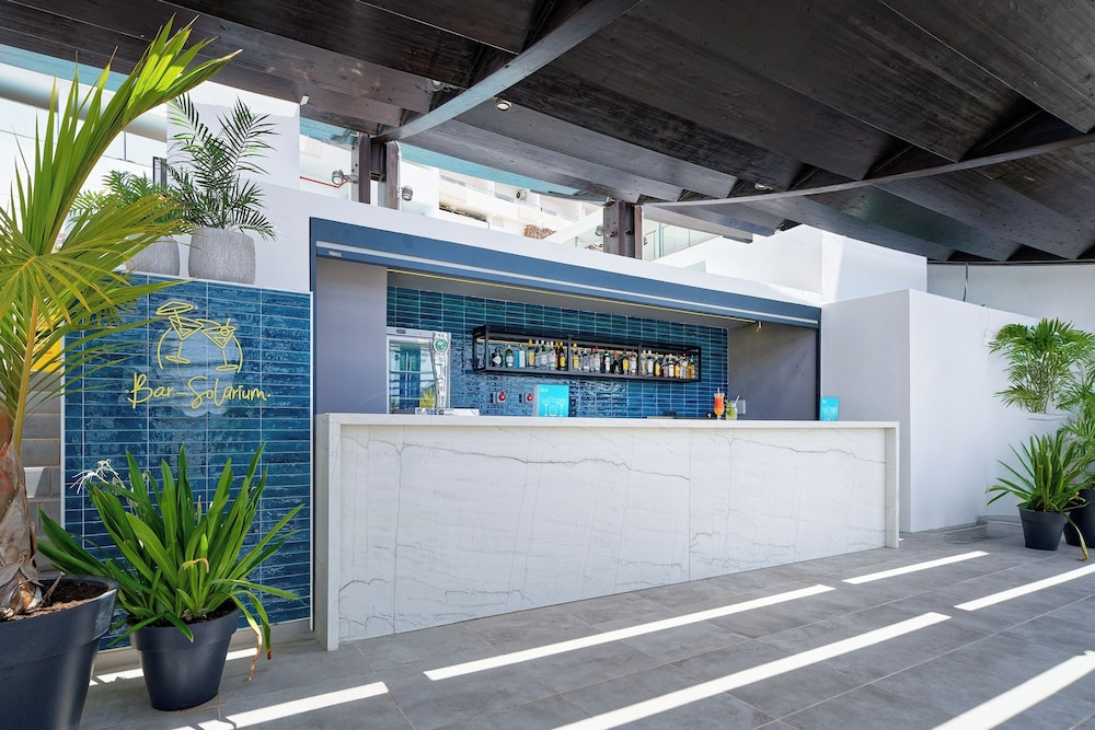 Servatur Alameda de Jandía — Restaurant in Esquinzo, Canary Islands