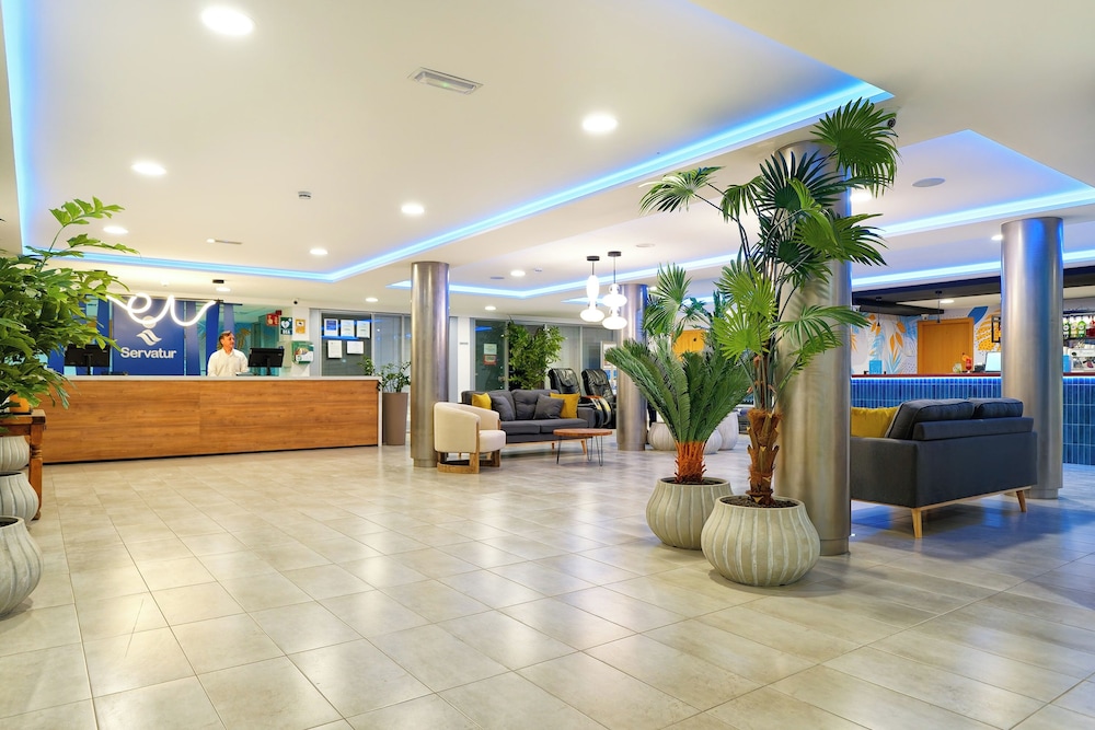 Servatur Alameda de Jandía — Shared spaces in Esquinzo, Canary Islands