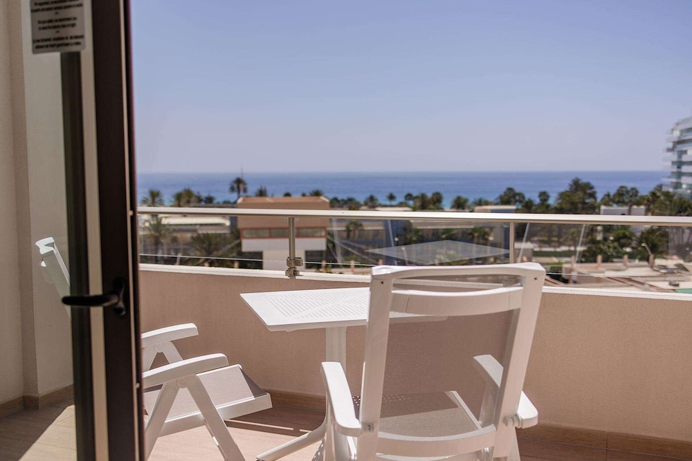 Servatur Alameda de Jandía — Rooms in Esquinzo, Canary Islands