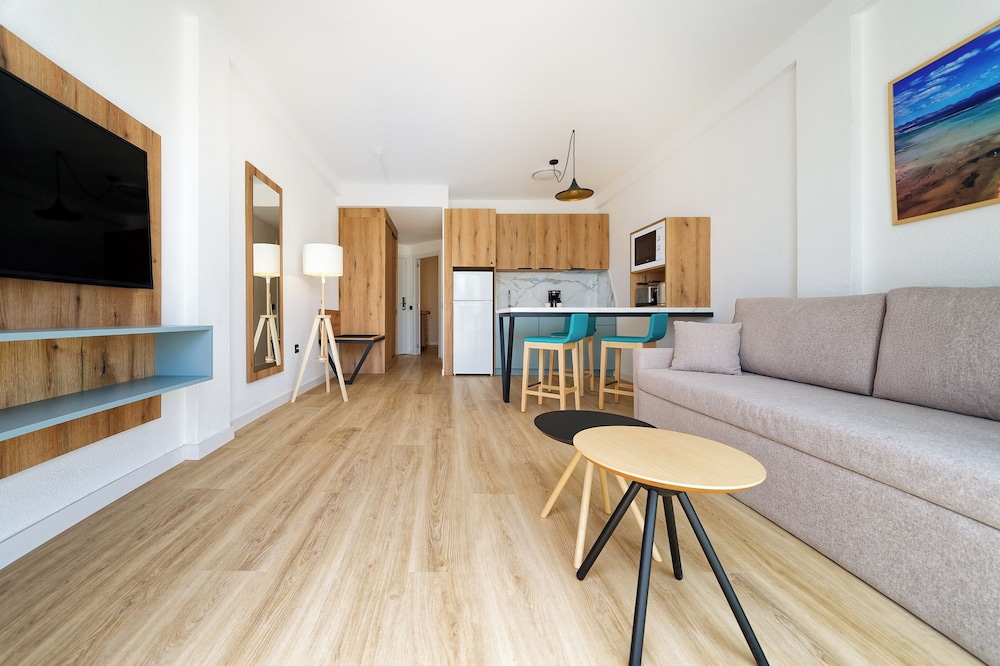 Servatur Alameda de Jandía — Rooms in Esquinzo, Canary Islands