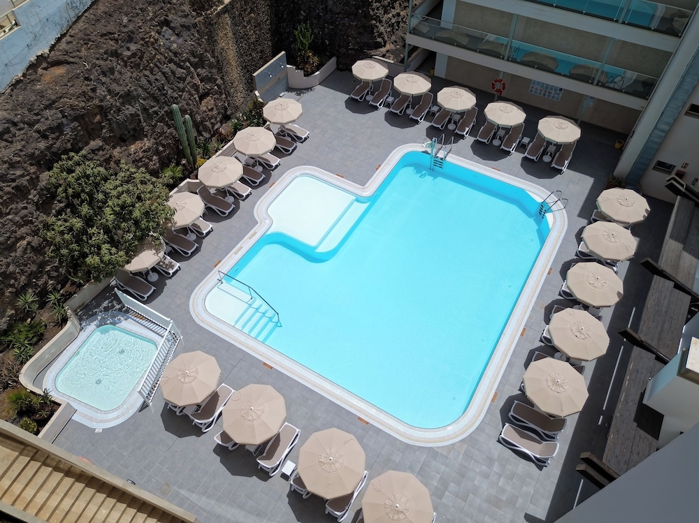 Servatur Alameda de Jandía — Pool in Esquinzo, Canary Islands