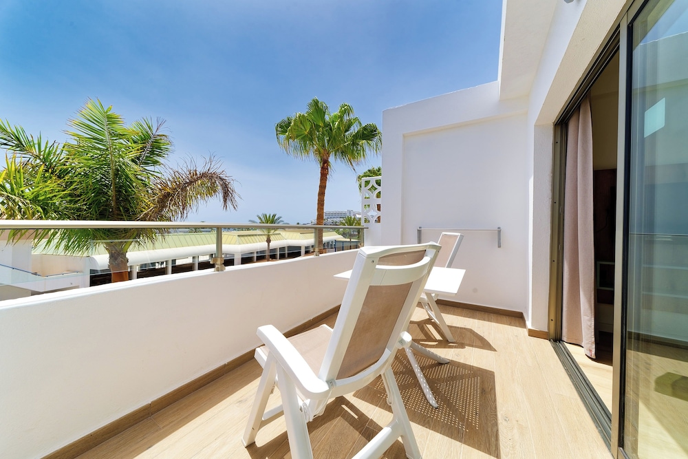 Servatur Alameda de Jandía — Rooms in Esquinzo, Canary Islands