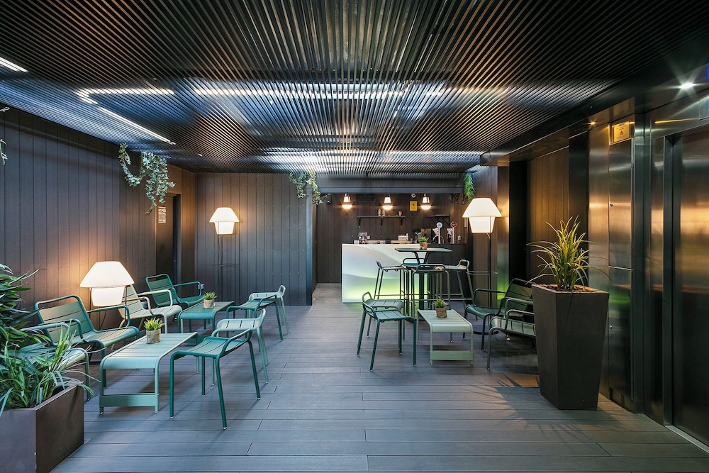 Hotel Andante Drassanes — Restaurant & bars in Barcelona, Catalonia
