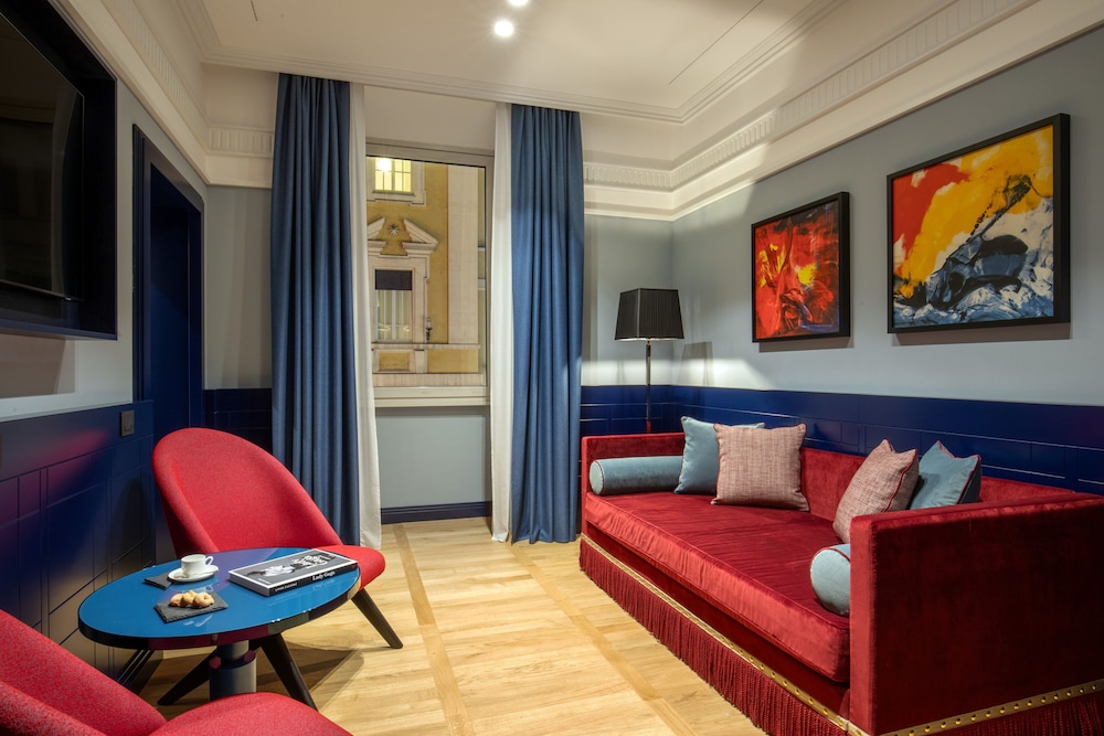 The Independent Hotel — Hotel rooms in Rome, Lazio