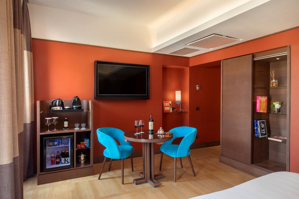The Independent Hotel — Hotel rooms in Rome, Lazio