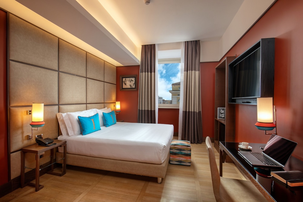 The Independent Hotel — Hotel rooms in Rome, Lazio