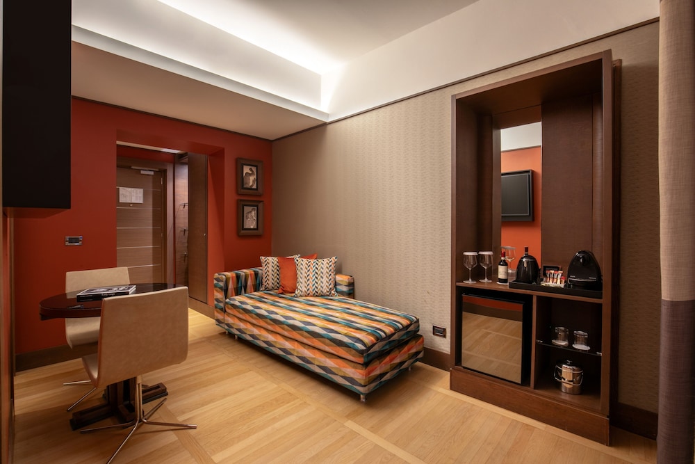 The Independent Hotel — Hotel rooms in Rome, Lazio
