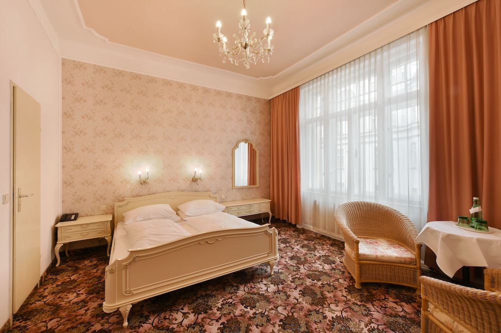 Hotel Pension Baronesse - zdjęcie 5
