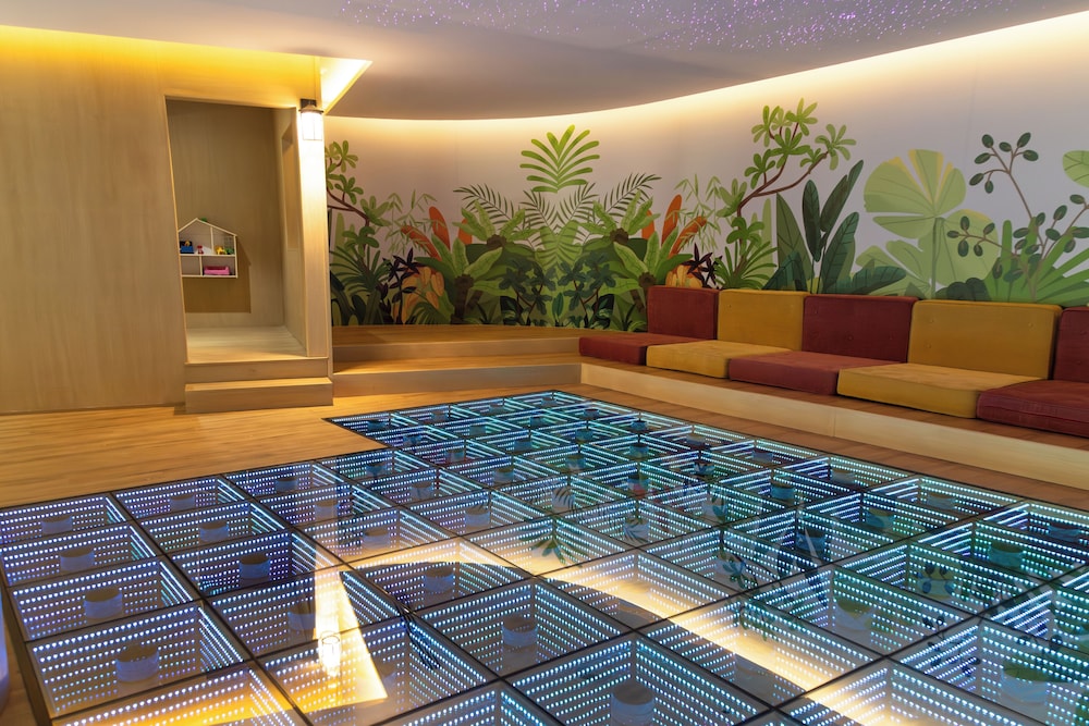 Ambassador at Grand Velas All Inclusive — Attractions for children in Playa del Carmen, Quintana Roo