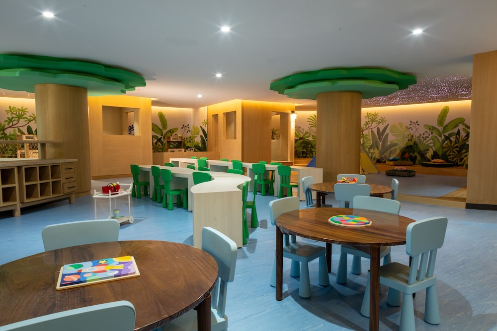 Ambassador at Grand Velas All Inclusive — Attractions for children in Playa del Carmen, Quintana Roo