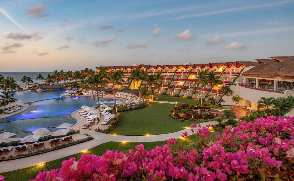 Ambassador at Grand Velas All Inclusive — Hotel building in Playa del Carmen, Quintana Roo